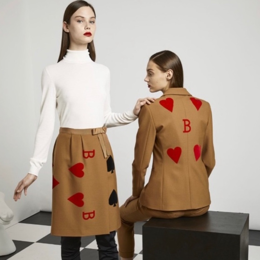 Boutique Moschino “B of Hearts” Suit 6 New